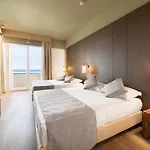 Ξενοδοχείο Life 4*